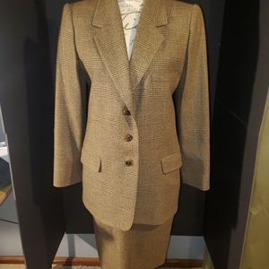 Linda Allard Ellen Tracy Skirt Suit Set